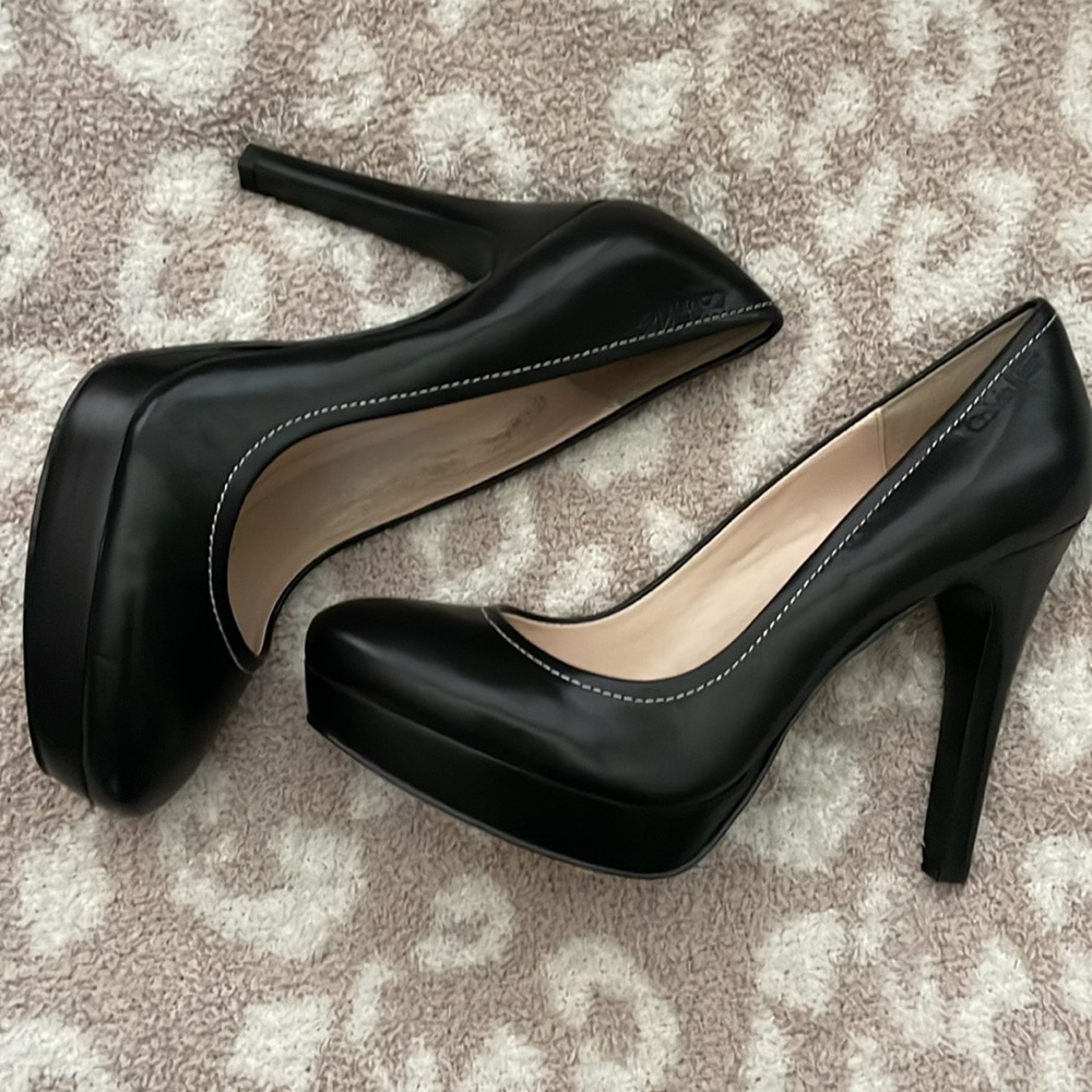 Calvin Klein platform heels - Picture 4 of 4